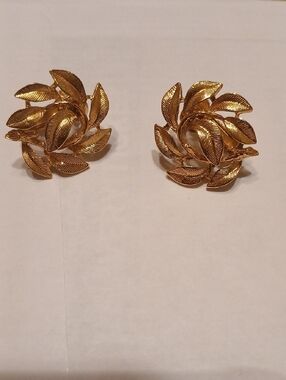 Napier Screw Back Earrings